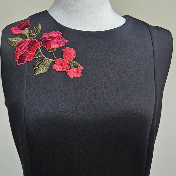 Ck dress Beautiful Elegant.  Cocktail Black Dress - Picture 4 of 4